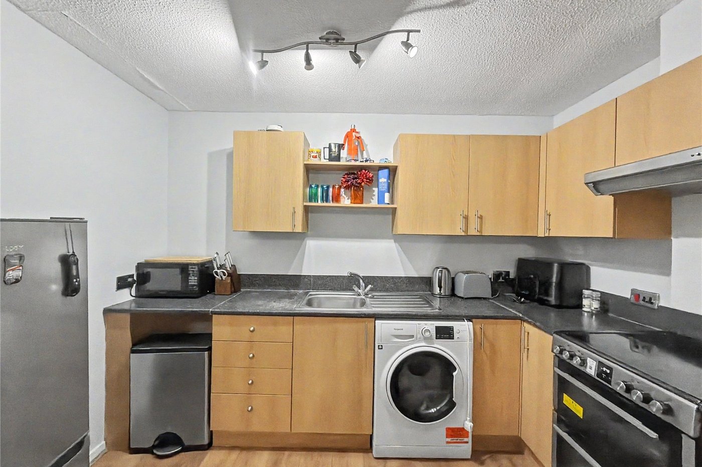 2 bedroom property for sale in Grange Road | Robinson Michael & Jackson