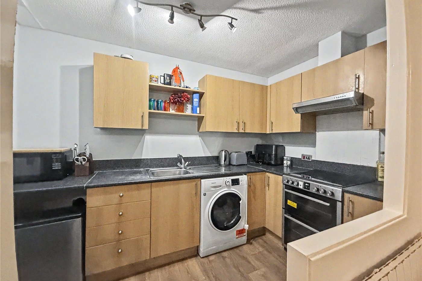 2 bedroom property for sale in Grange Road | Robinson Michael & Jackson