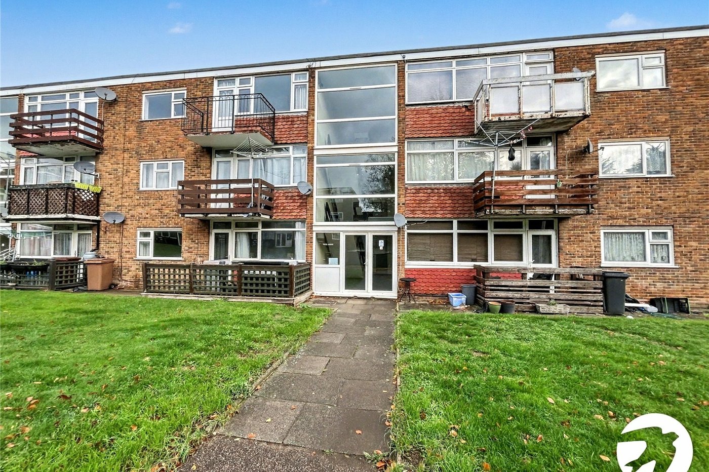 2 bedroom property for sale in Rochester | Robinson Michael & Jackson