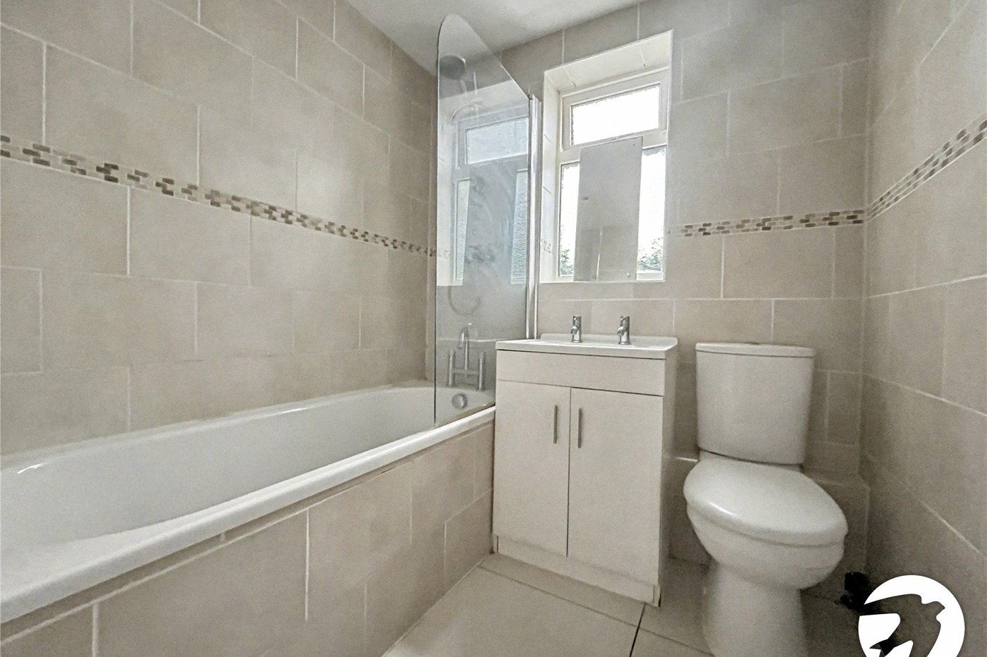 2 bedroom property for sale in Rochester | Robinson Michael & Jackson