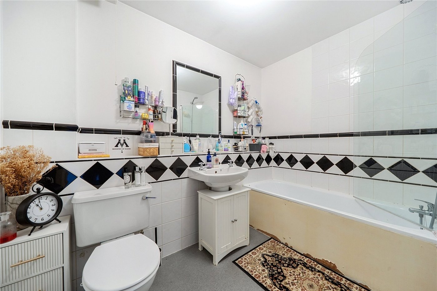 2 bedroom property for sale in Forest Hill | Robinson Jackson