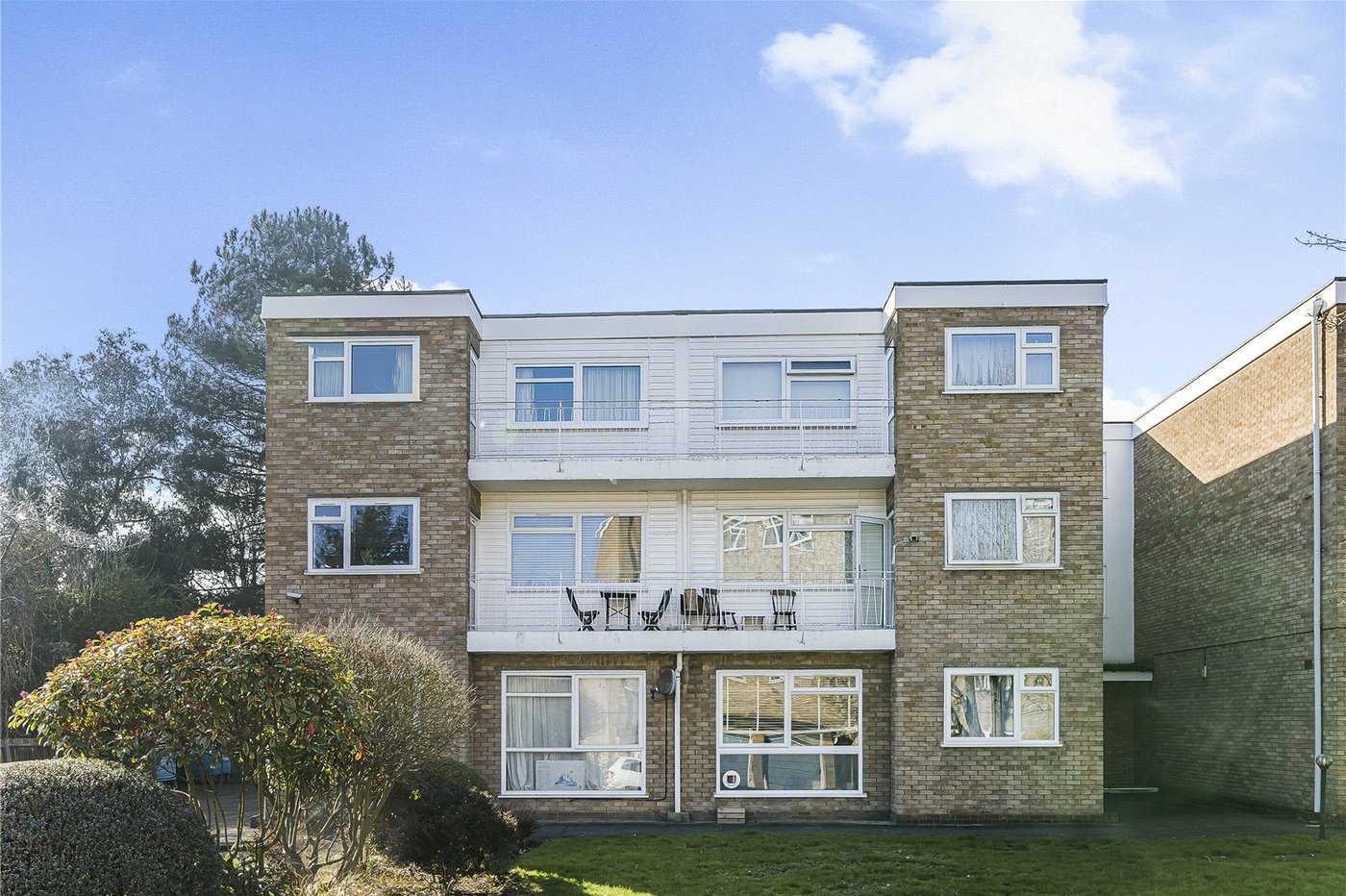 1 bedroom property for sale in  | Robinson Jackson