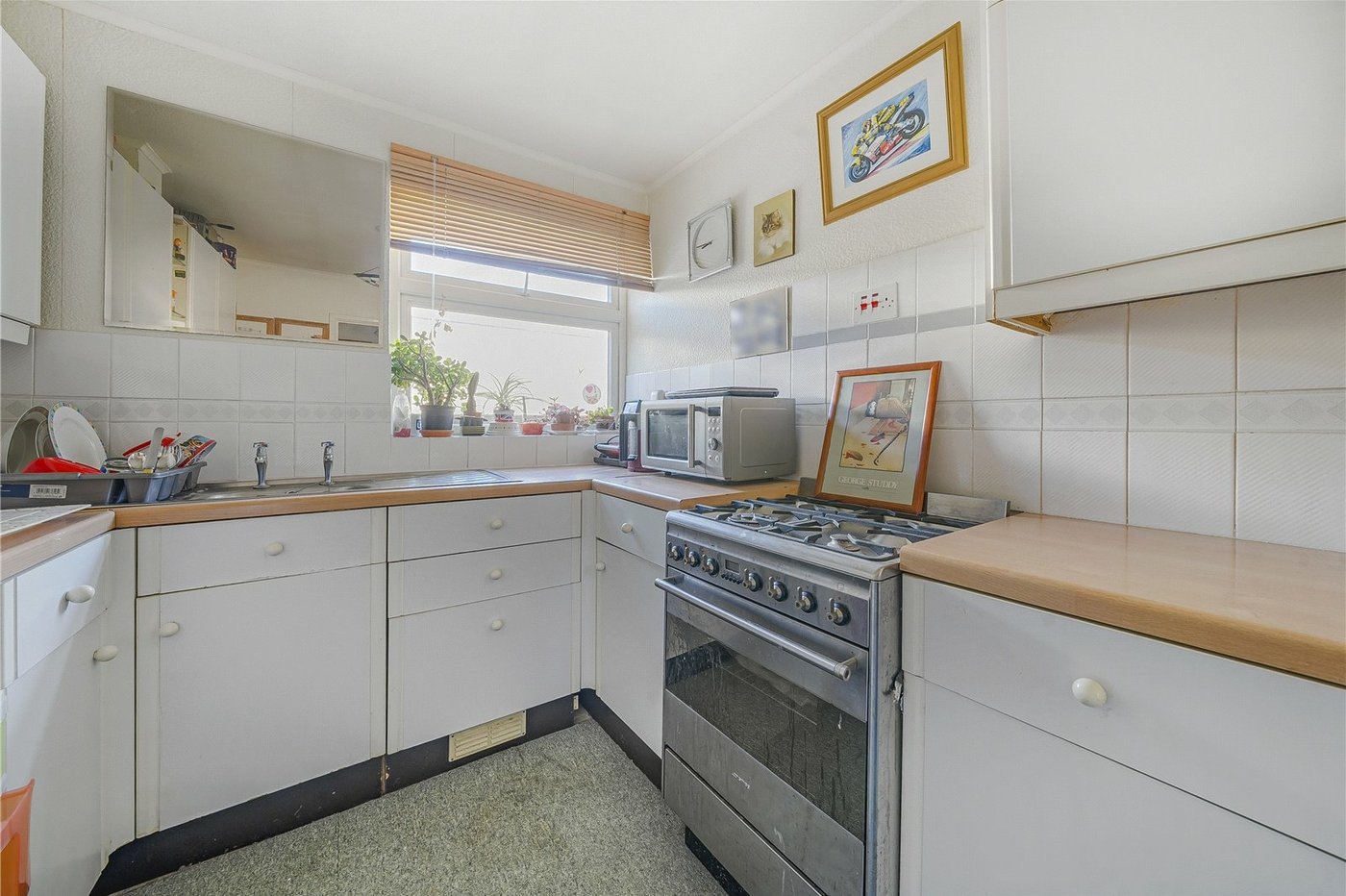 1 bedroom property for sale in  | Robinson Jackson