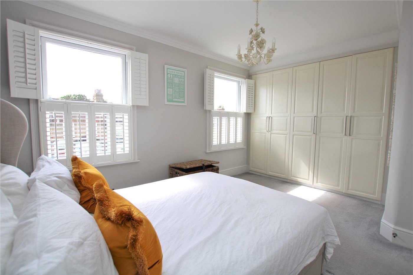 2 bedroom house for sale in Eltham | Robinson Jackson