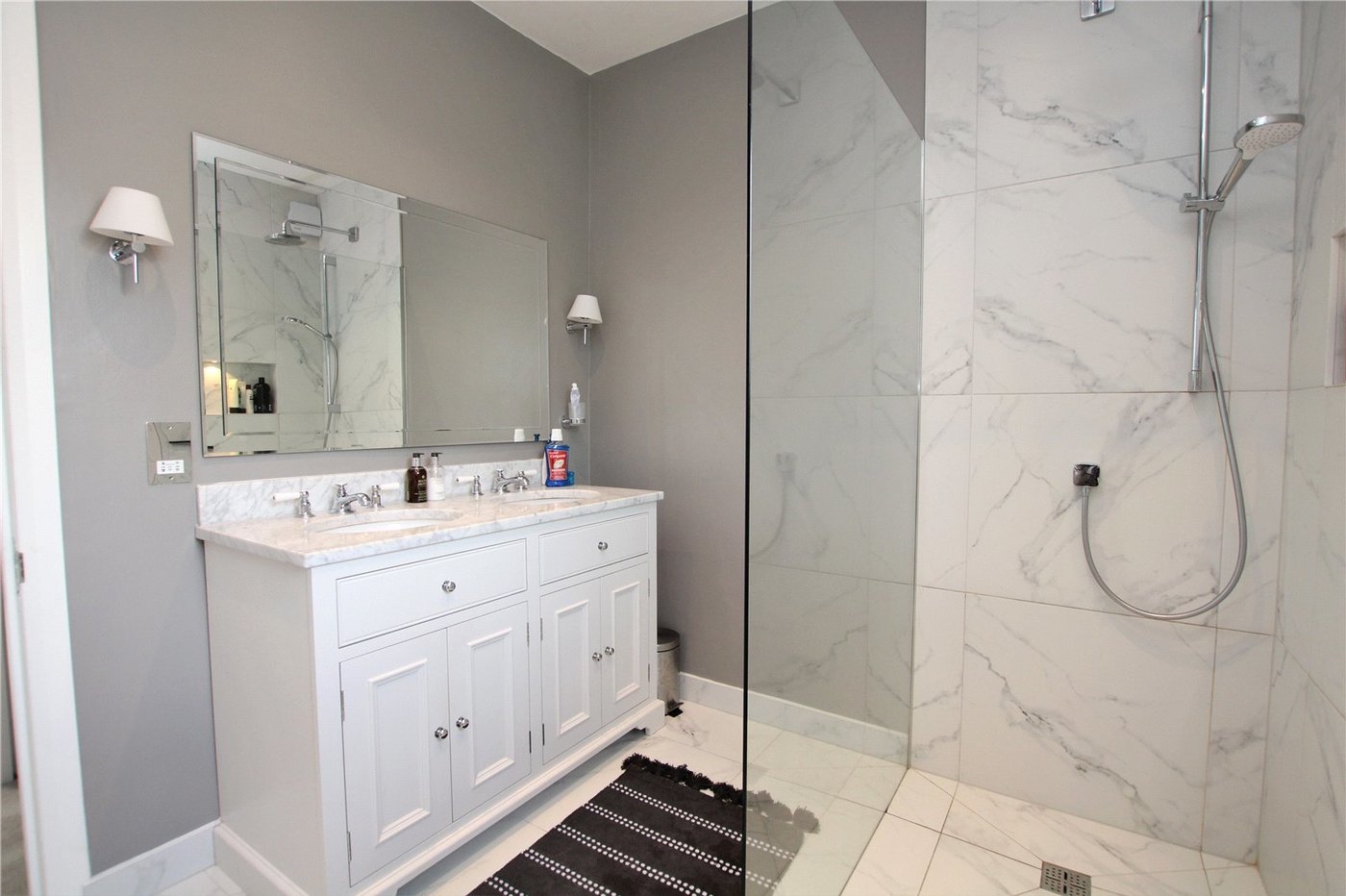 2 bedroom house for sale in Eltham | Robinson Jackson