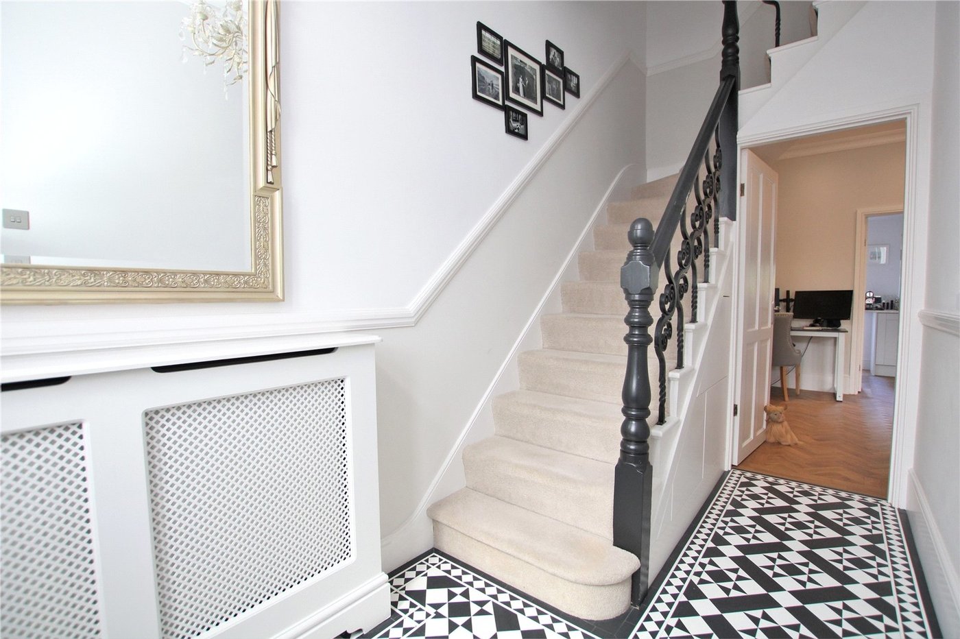 2 bedroom house for sale in Eltham | Robinson Jackson