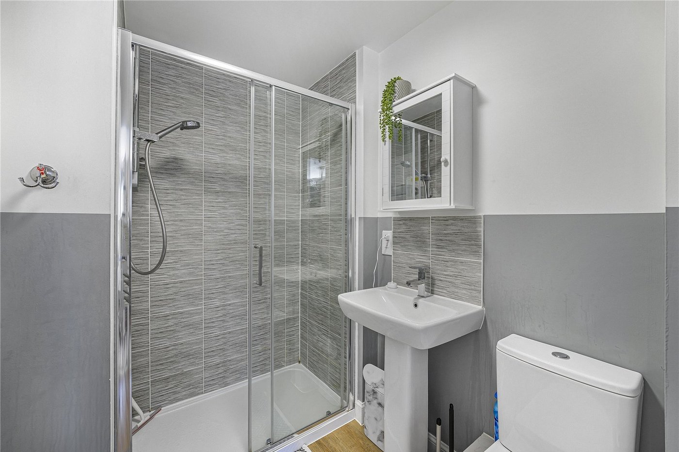 4 bedroom house for sale in Dartford | Robinson Jackson