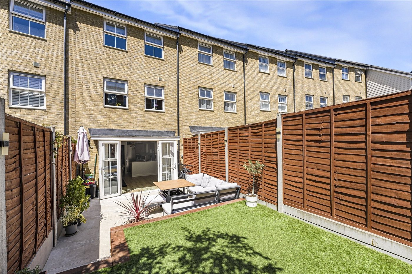 4 bedroom house for sale in Dartford | Robinson Jackson