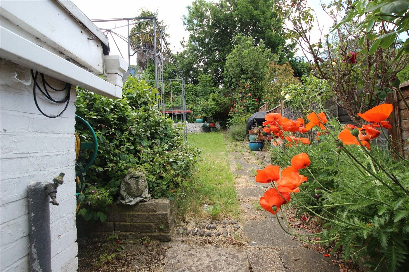 3 bedroom house for sale in Shooters Hill | Robinson Jackson