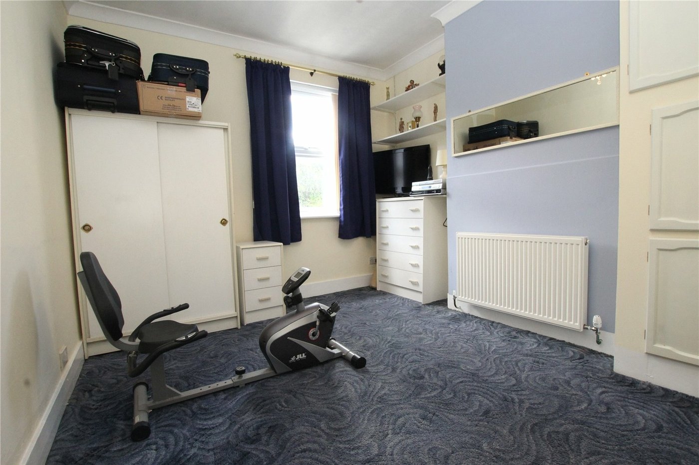 3 bedroom house for sale in Shooters Hill | Robinson Jackson