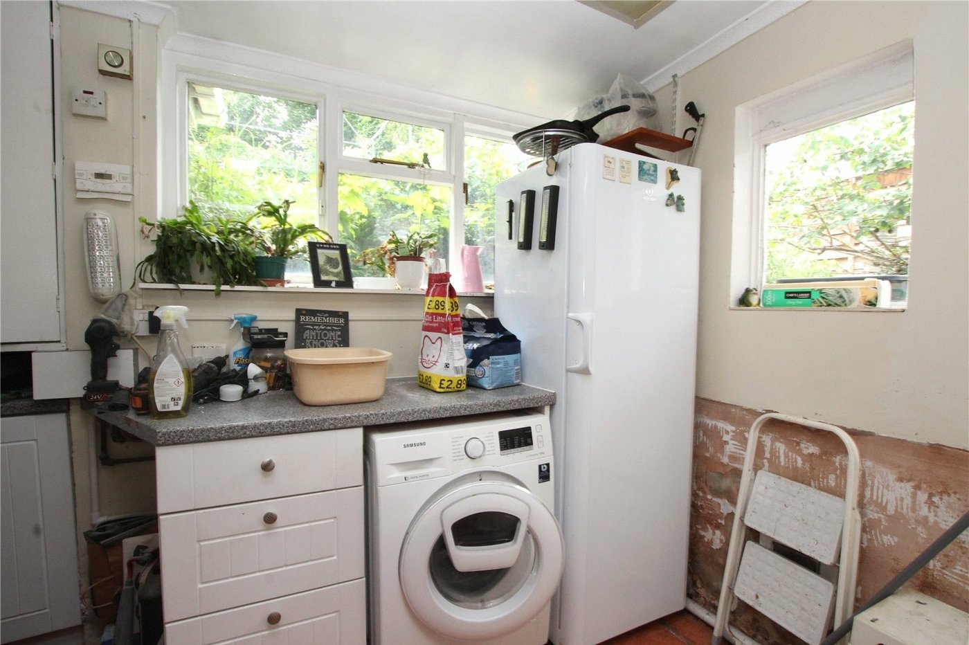 3 bedroom house for sale in Shooters Hill | Robinson Jackson