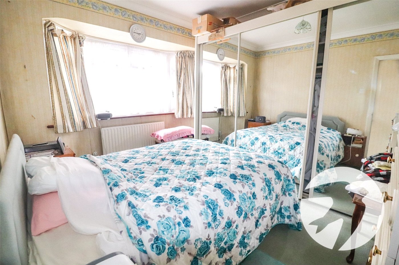 2 bedroom bungalow for sale in Erith | Robinson Jackson