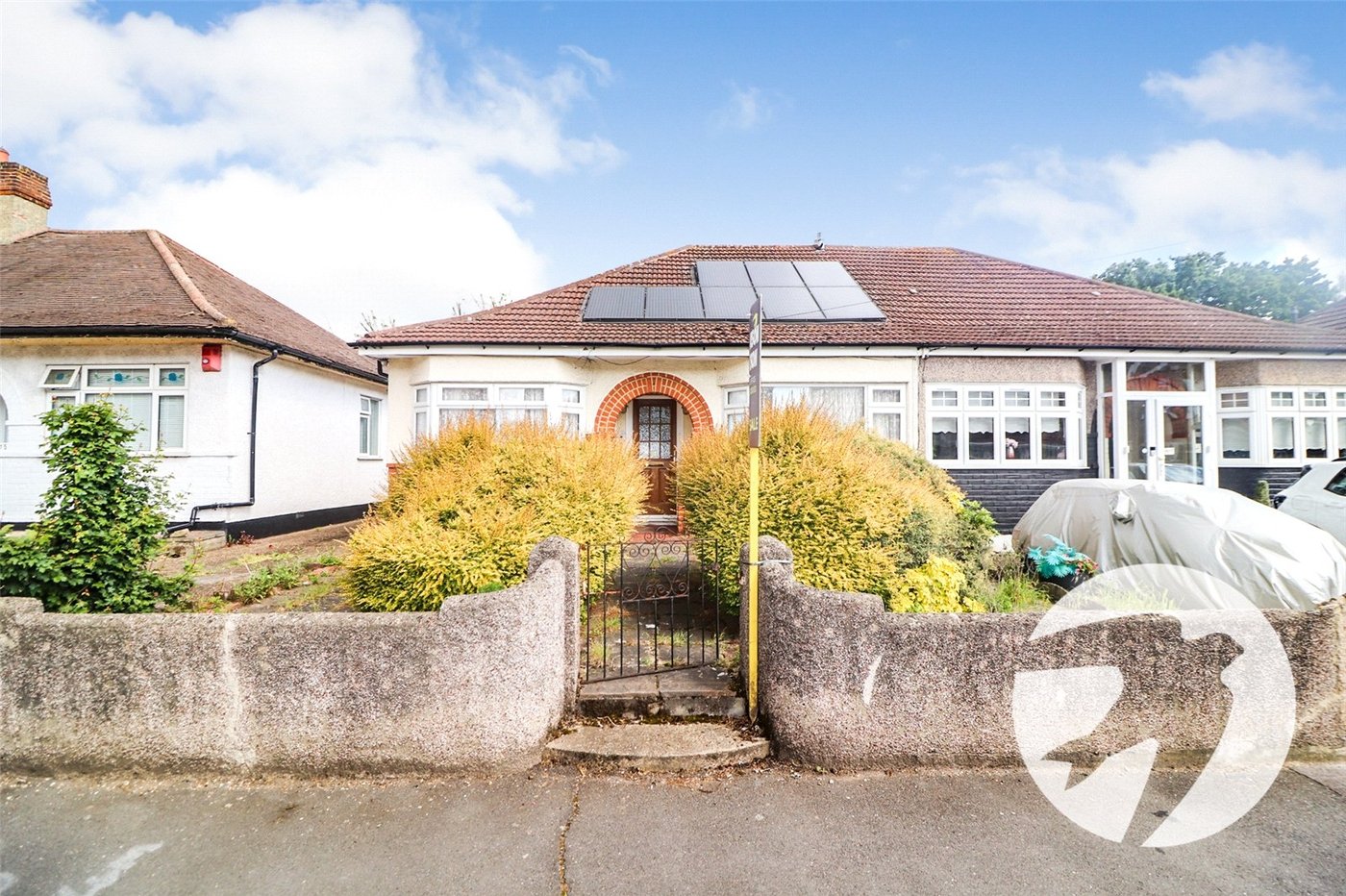 2 bedroom bungalow for sale in Erith | Robinson Jackson