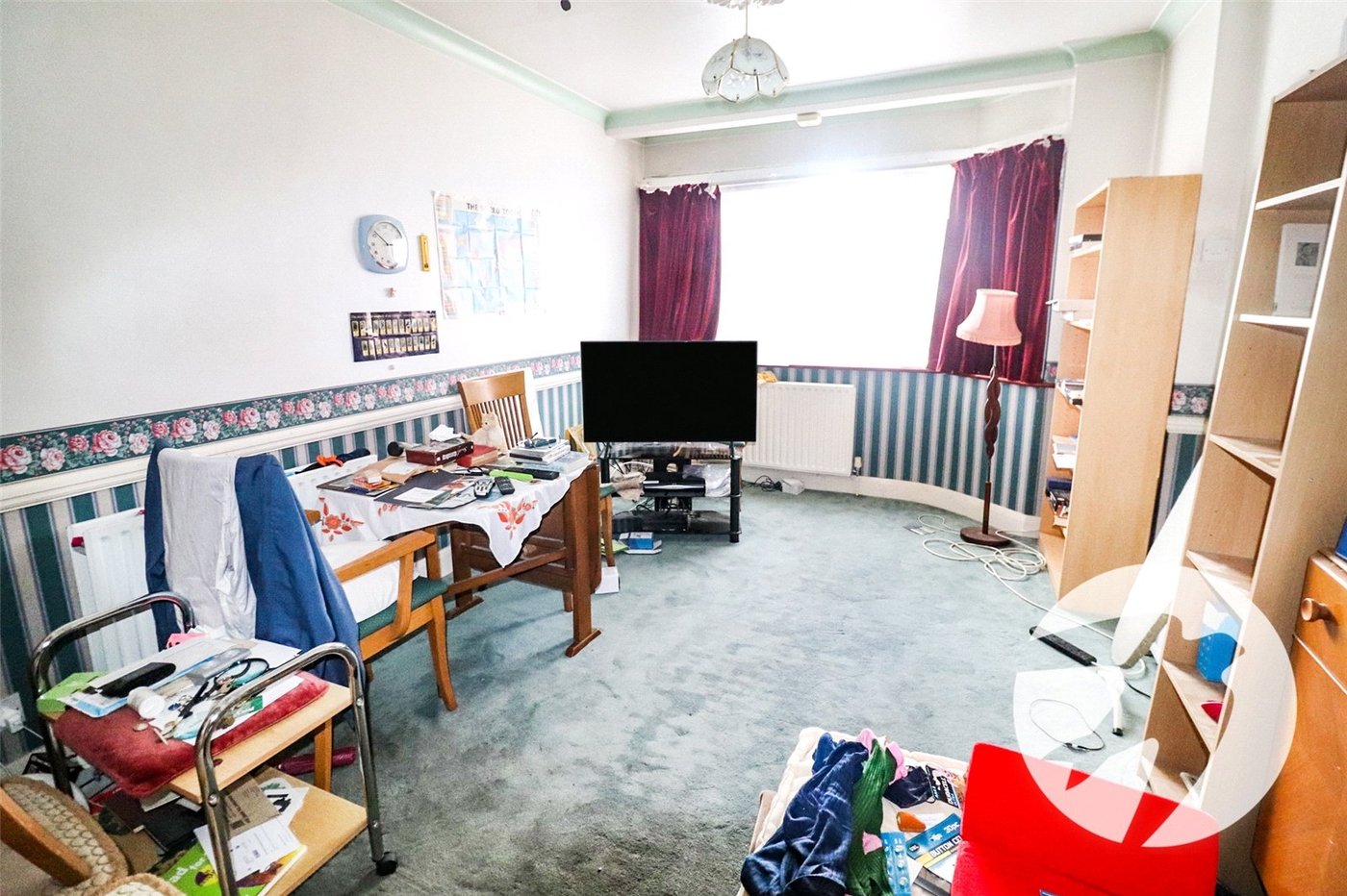 2 bedroom bungalow for sale in Erith | Robinson Jackson