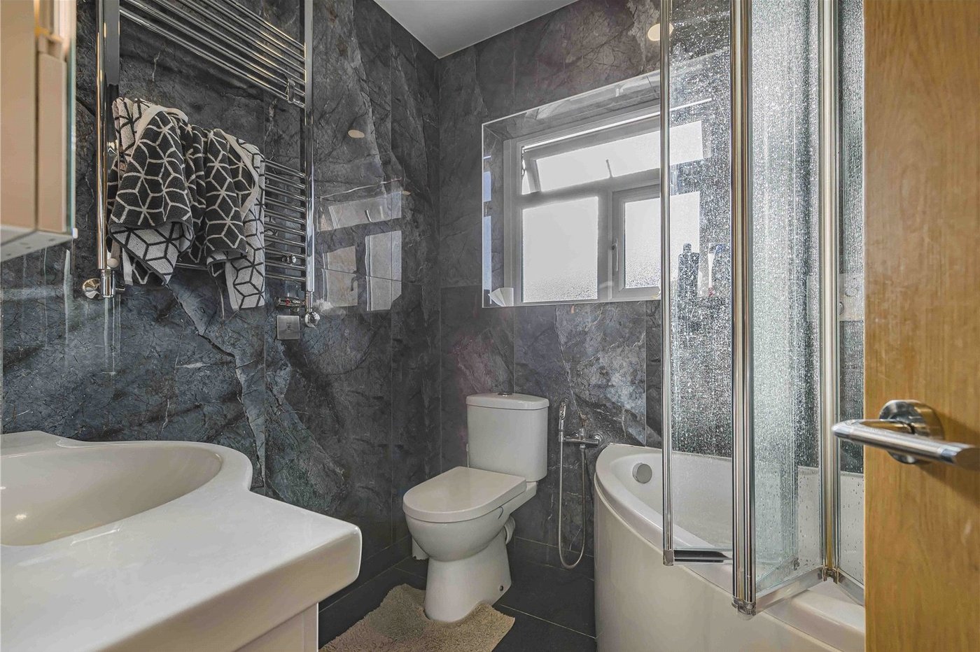 4 bedroom house for sale in Welling | Robinson Jackson