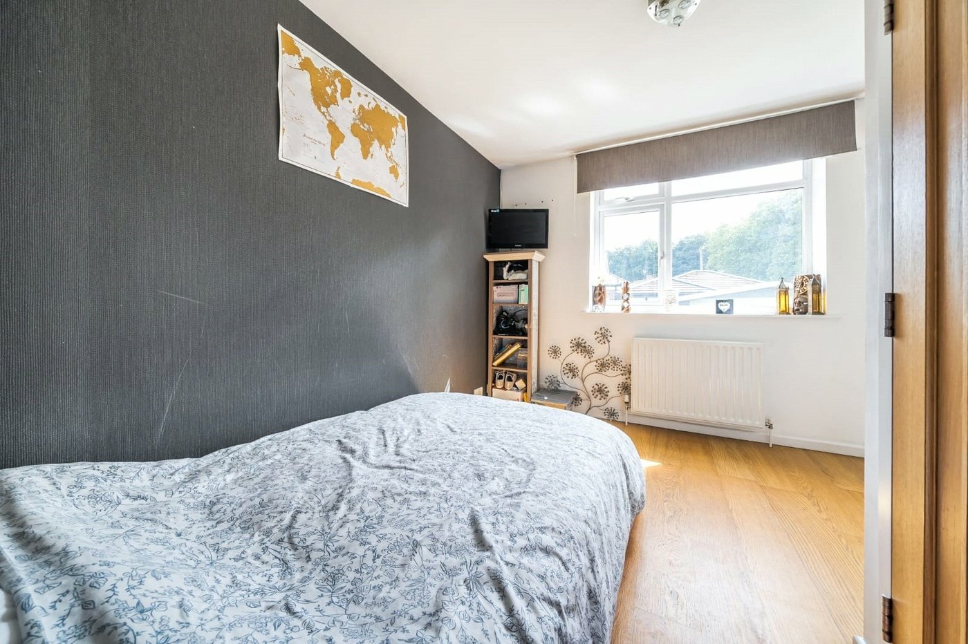 3 bedroom bungalow for sale in Welling | Robinson Jackson