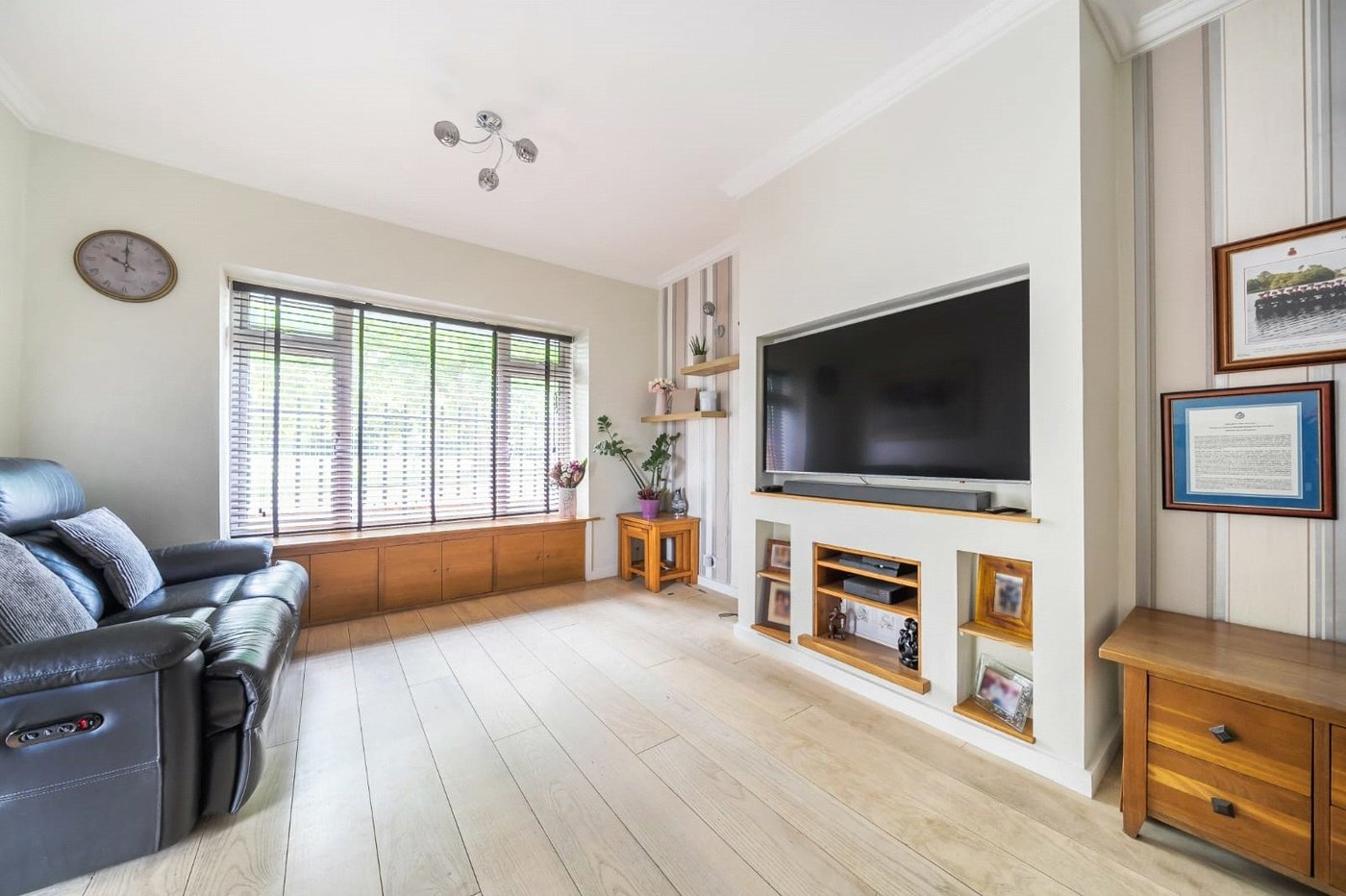 3 bedroom bungalow for sale in Welling | Robinson Jackson