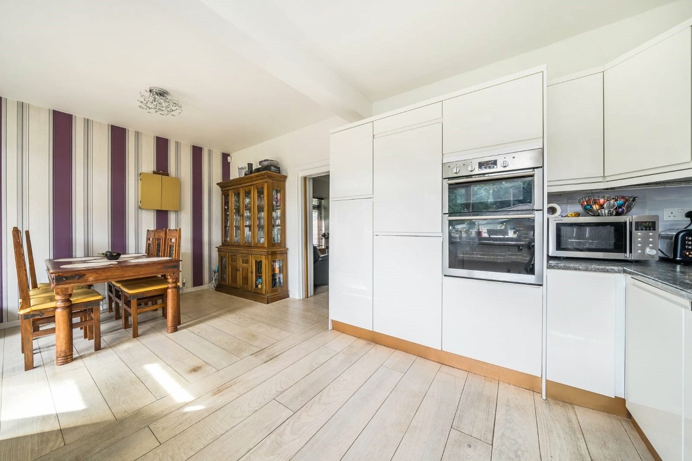 3 bedroom bungalow for sale in Welling | Robinson Jackson