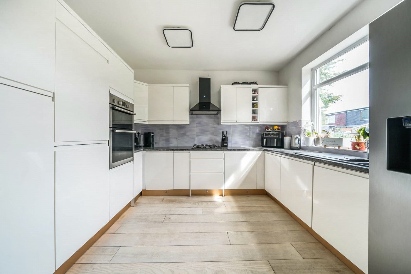 3 bedroom bungalow for sale in Welling | Robinson Jackson