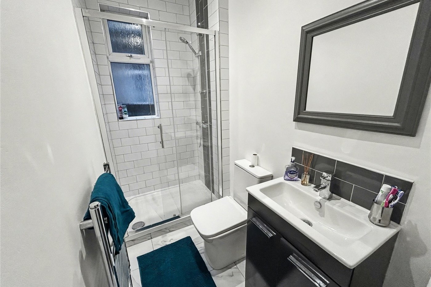 2 bedroom bungalow for sale in South Welling | Robinson Jackson