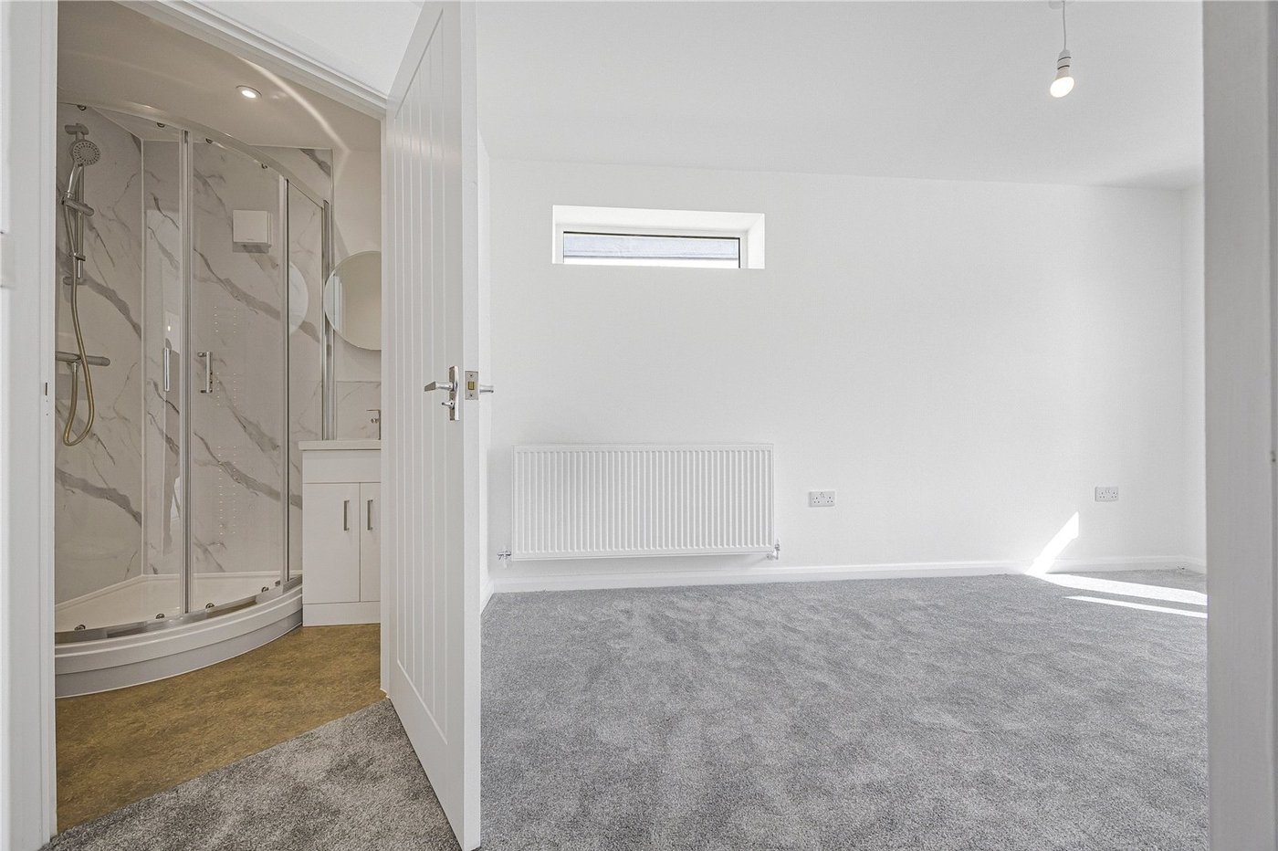 3 bedroom bungalow for sale in Rainham | Robinson Michael & Jackson