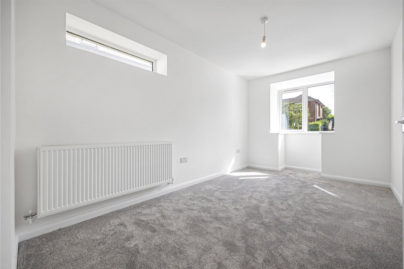 3 bedroom bungalow for sale in Rainham | Robinson Michael & Jackson