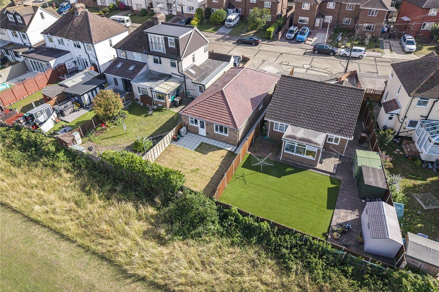 3 bedroom bungalow for sale in Rainham | Robinson Michael & Jackson