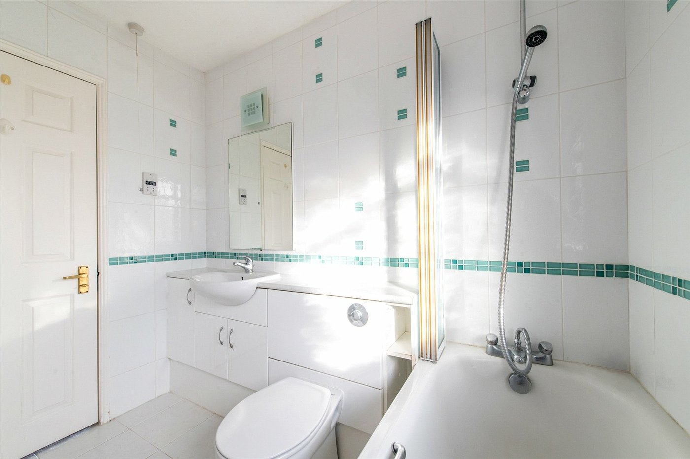 4 bedroom house for sale in Higham | Robinson Michael & Jackson