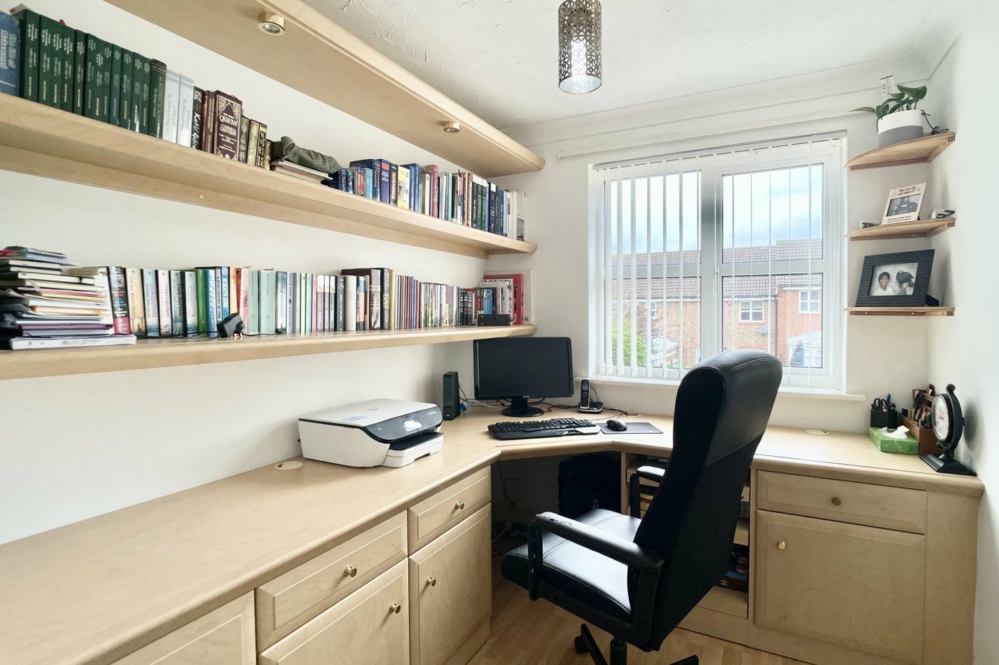 4 bedroom house for sale in Dartford | Robinson Jackson