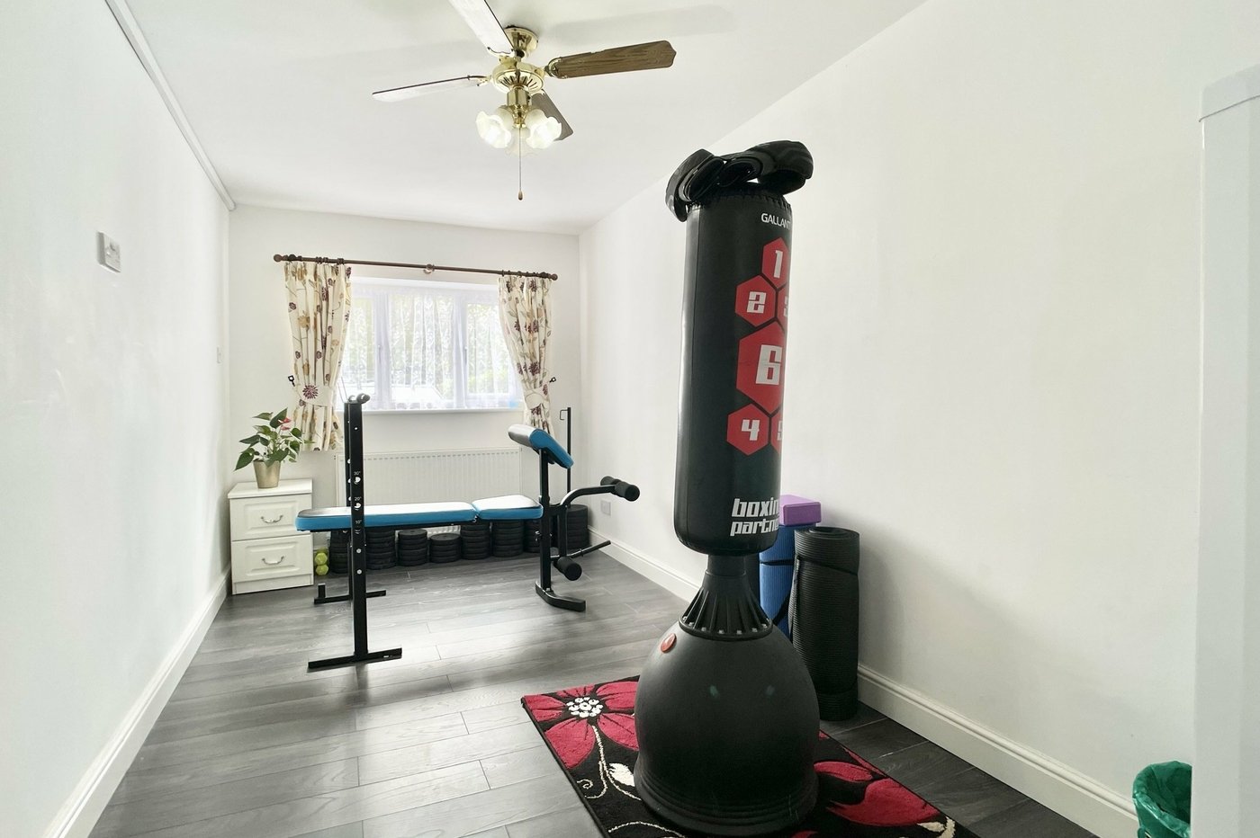 4 bedroom house for sale in Dartford | Robinson Jackson