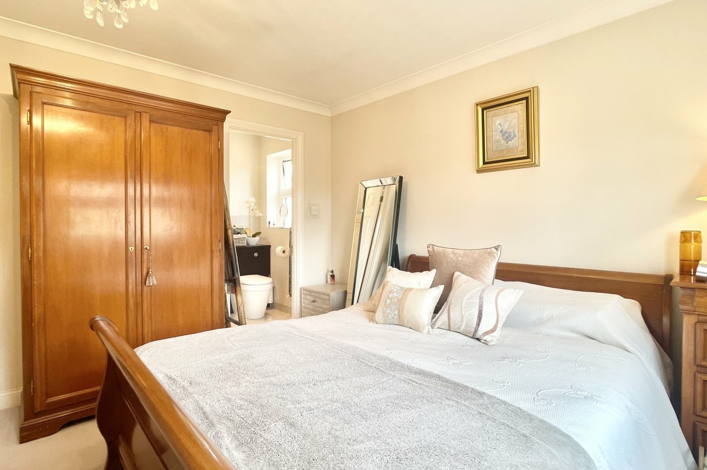 5 bedroom house for sale in Dartford | Robinson Jackson