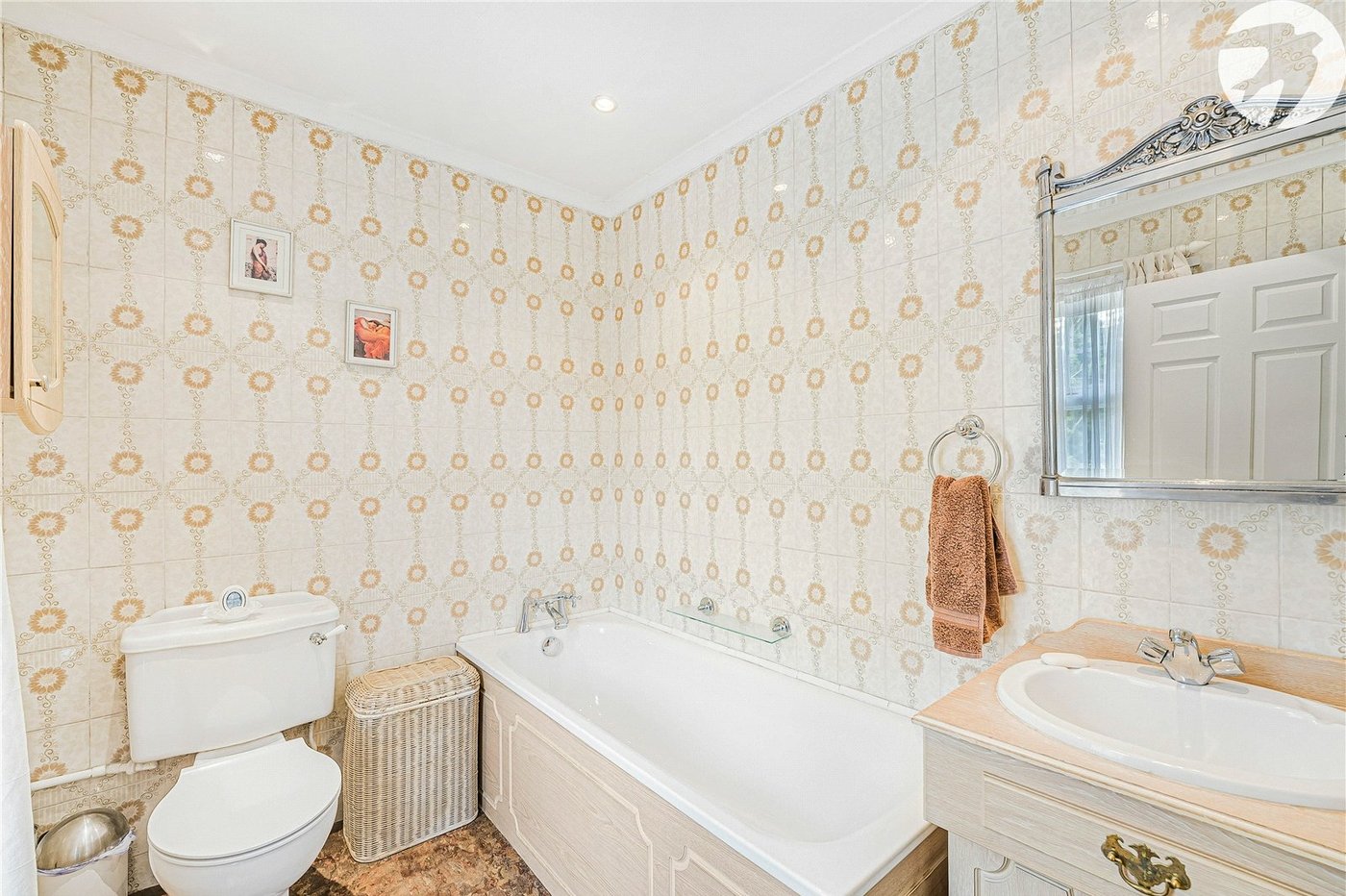 4 bedroom house for sale in Dartford | Robinson Jackson