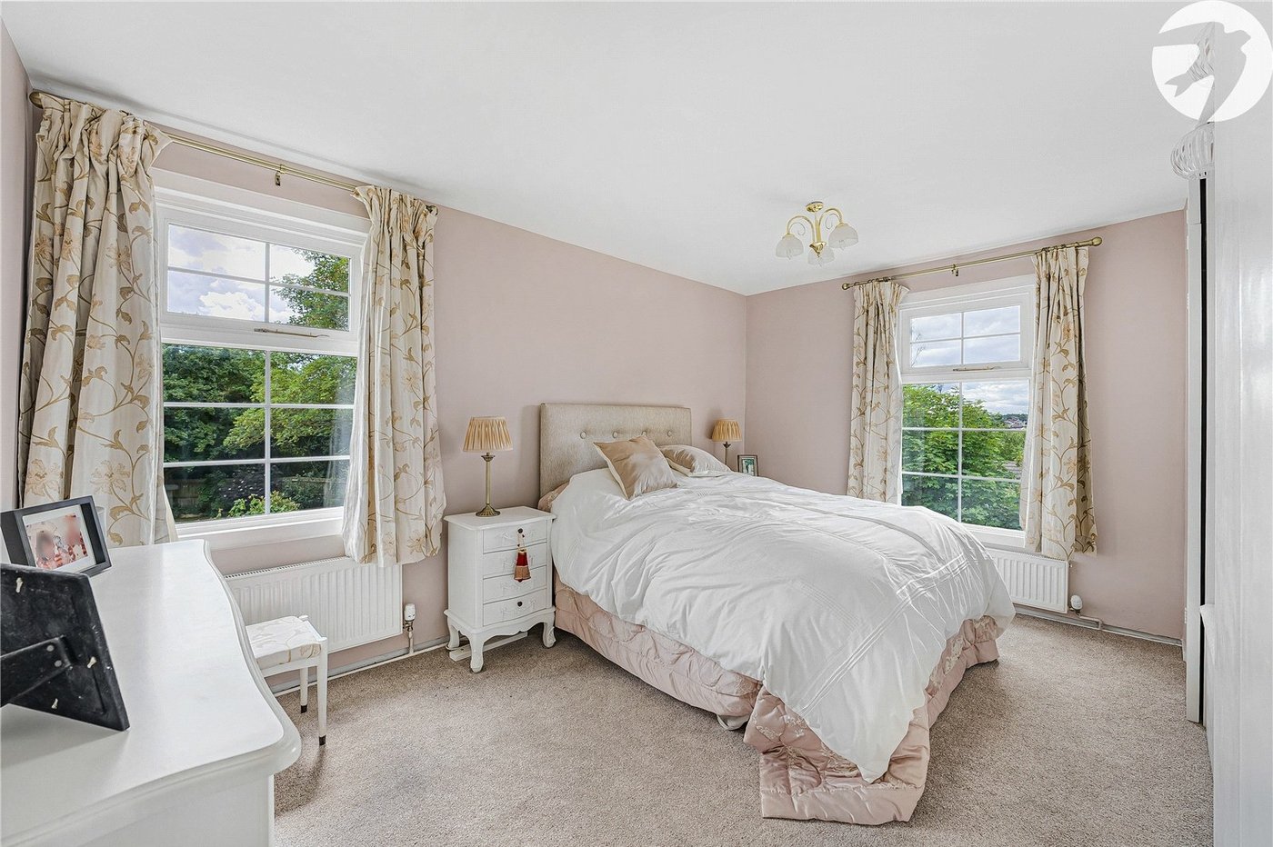 4 bedroom house for sale in Dartford | Robinson Jackson