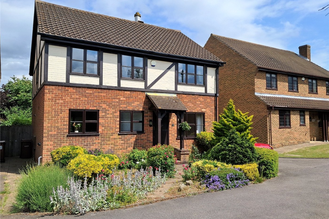 4 bedroom house for sale in Darland | Robinson Michael & Jackson