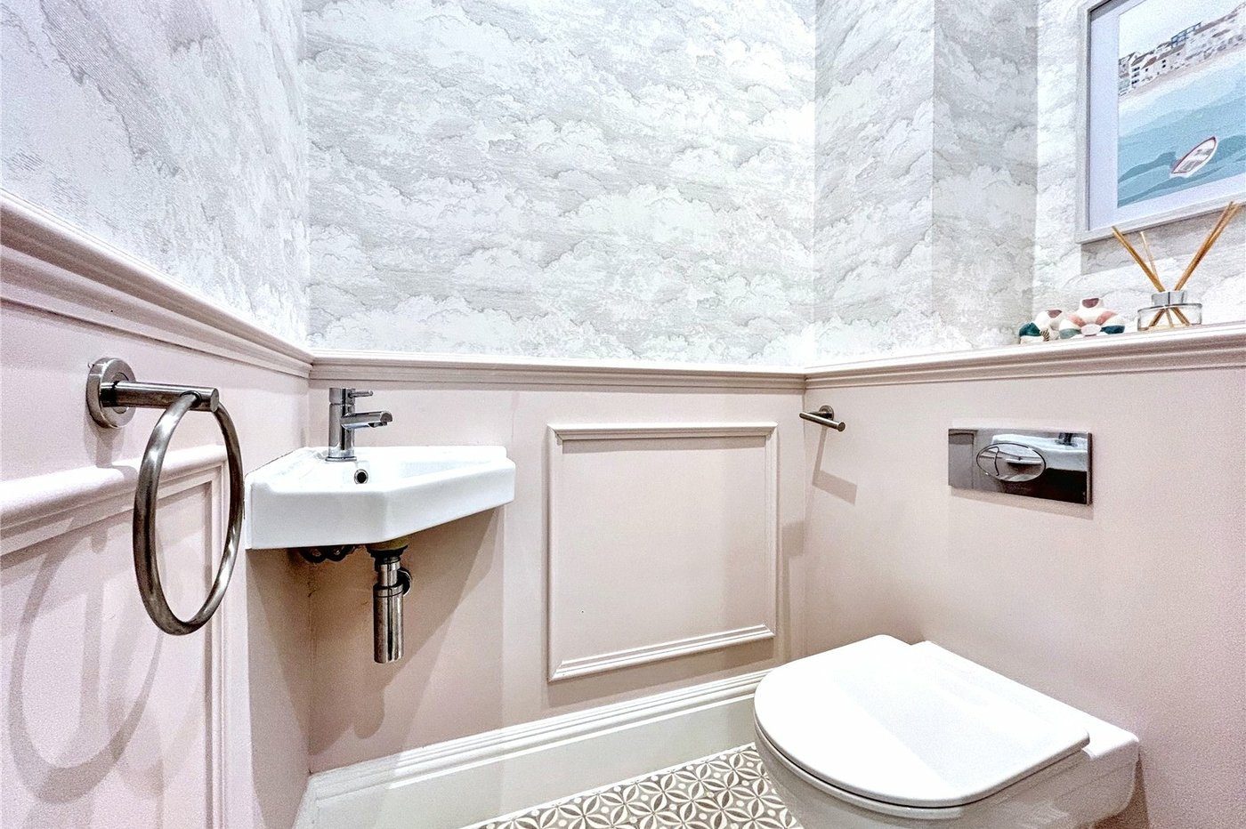 3 bedroom house for sale in Gillingham | Robinson Michael & Jackson