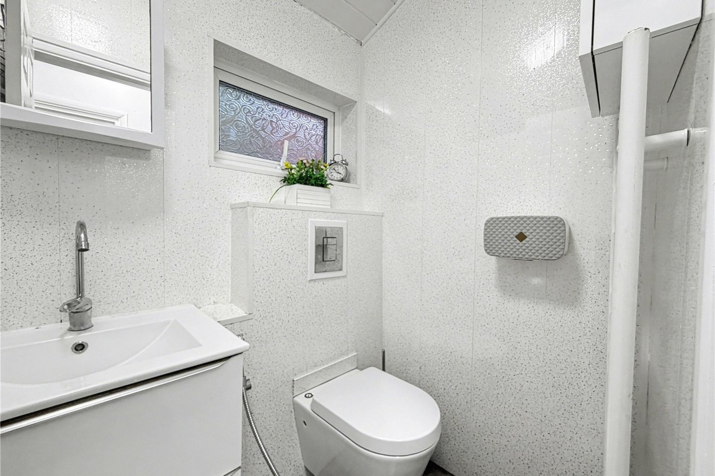 5 bedroom house for sale in Gillingham | Robinson Michael & Jackson