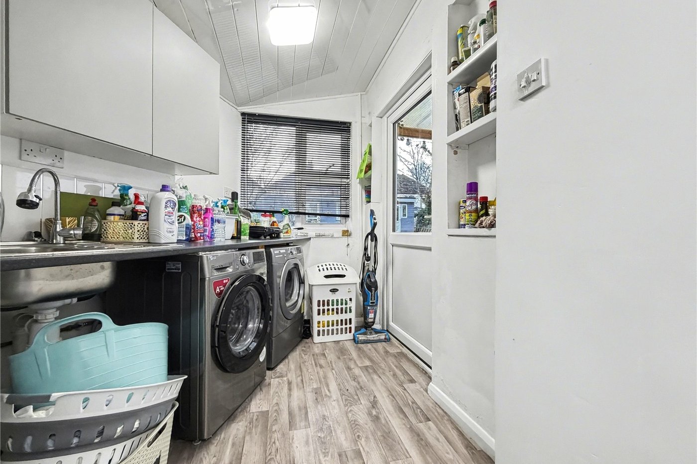 5 bedroom house for sale in Gillingham | Robinson Michael & Jackson