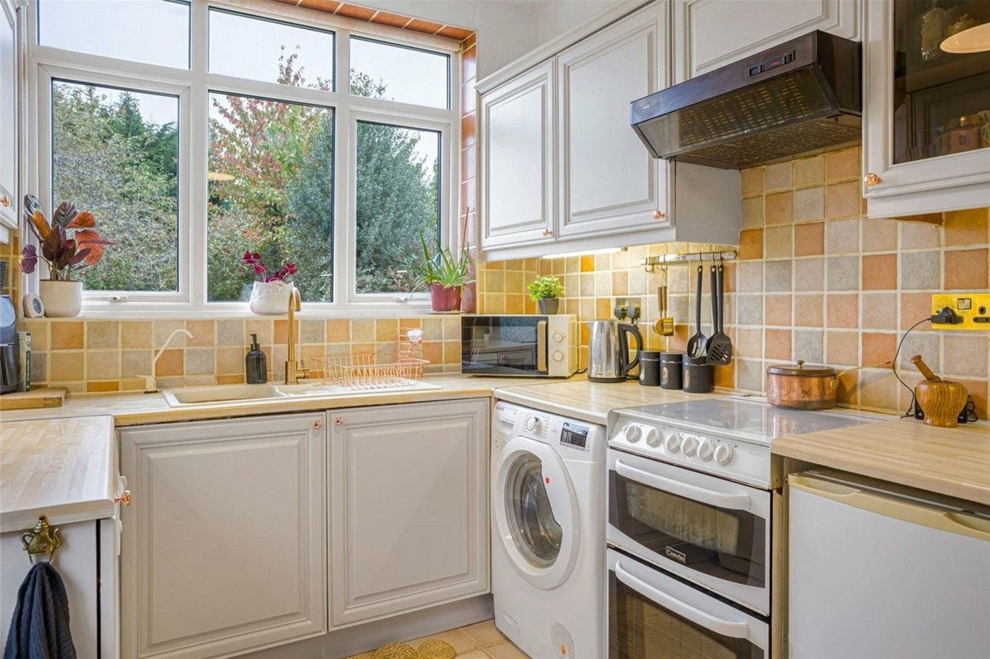 3 bedroom house for sale in Locksbottom | Robinson Jackson