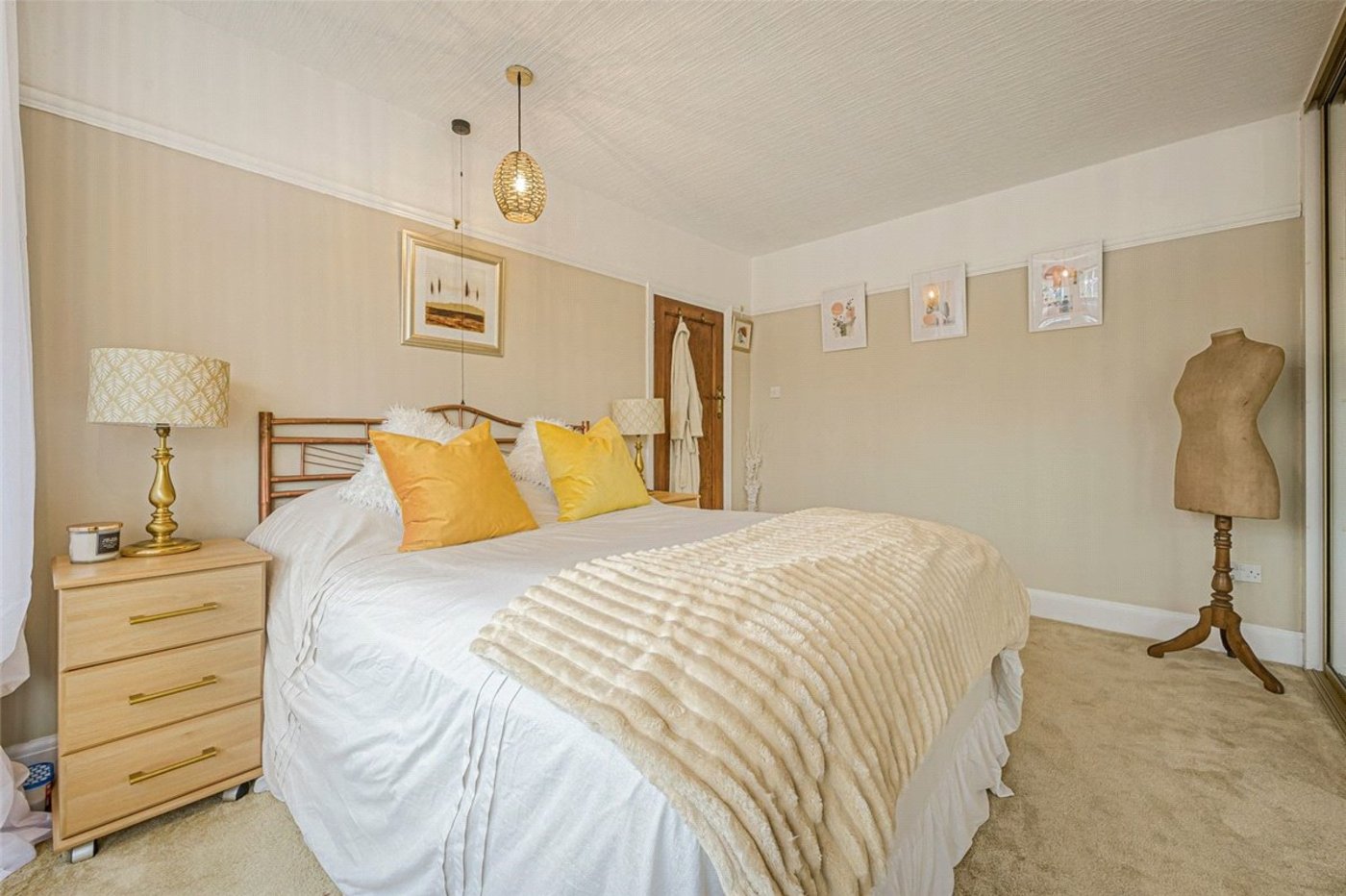 3 bedroom house for sale in Locksbottom | Robinson Jackson