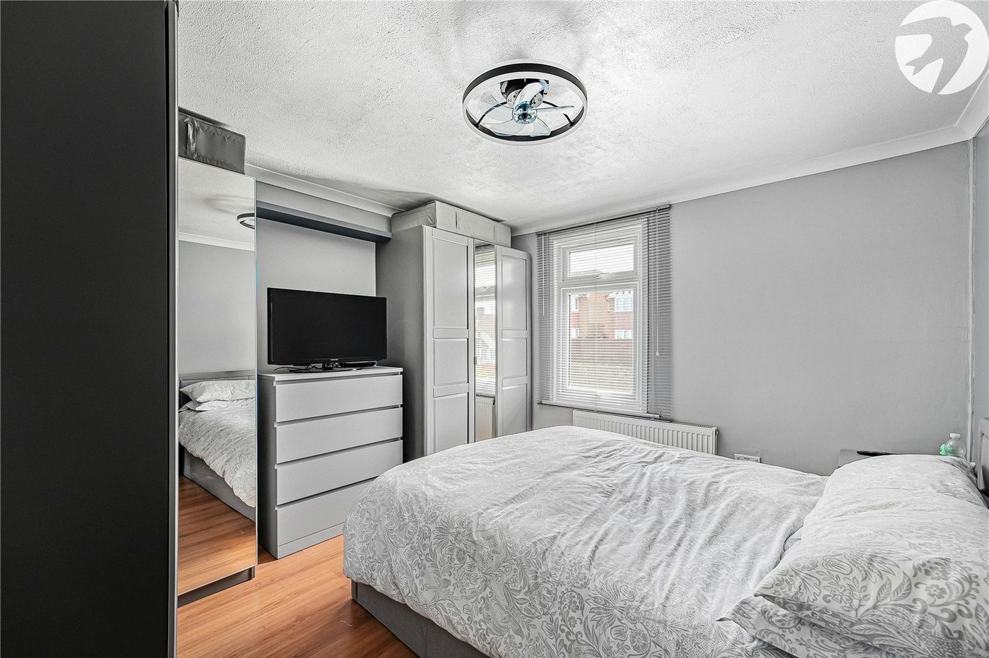 2 bedroom house for sale in West Dartford | Robinson Jackson