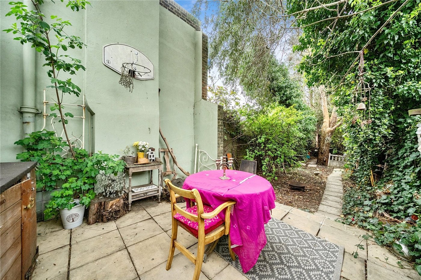 2 bedroom house for sale in Sydenham | Robinson Jackson