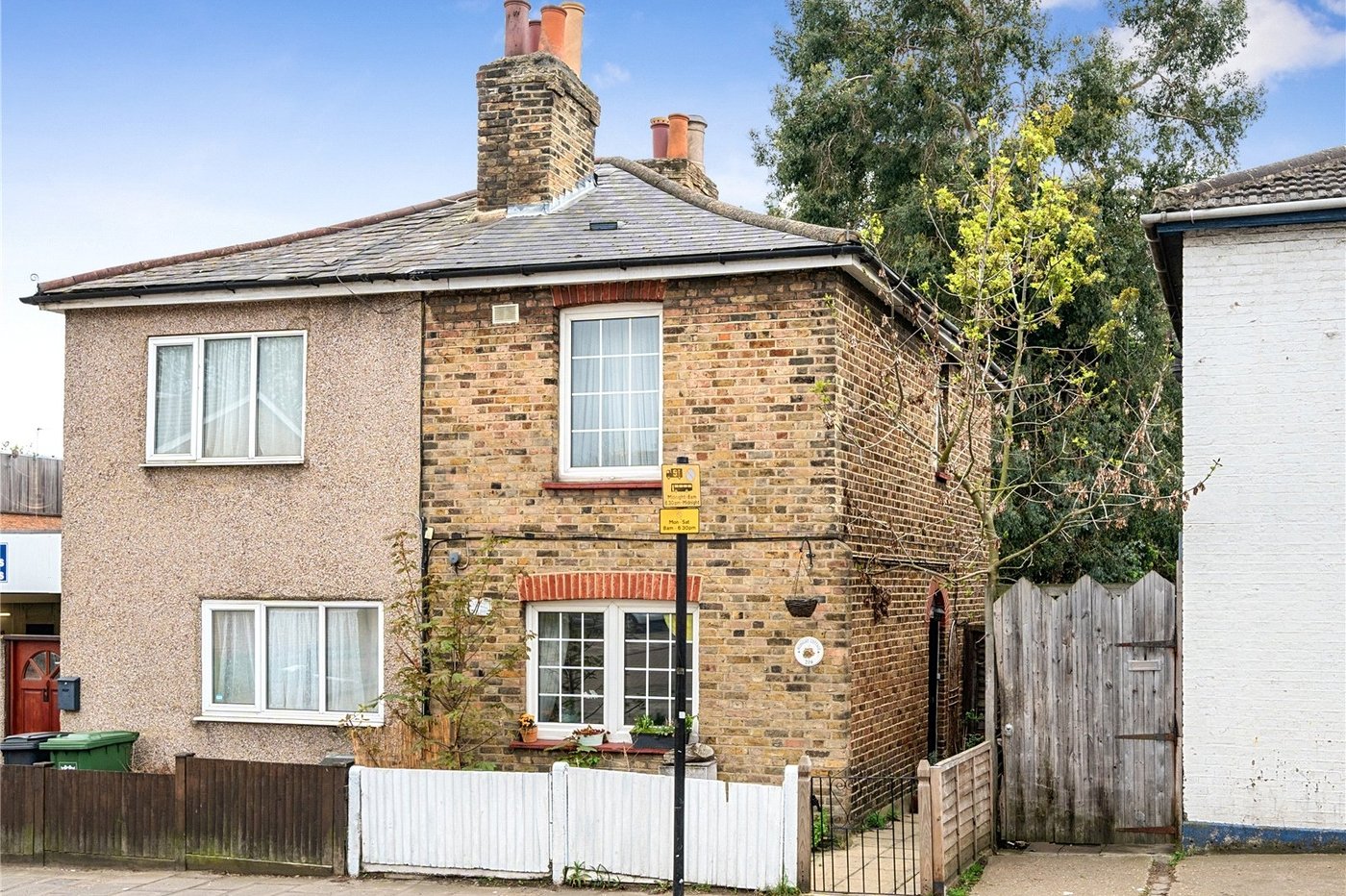 2 bedroom house for sale in Sydenham | Robinson Jackson