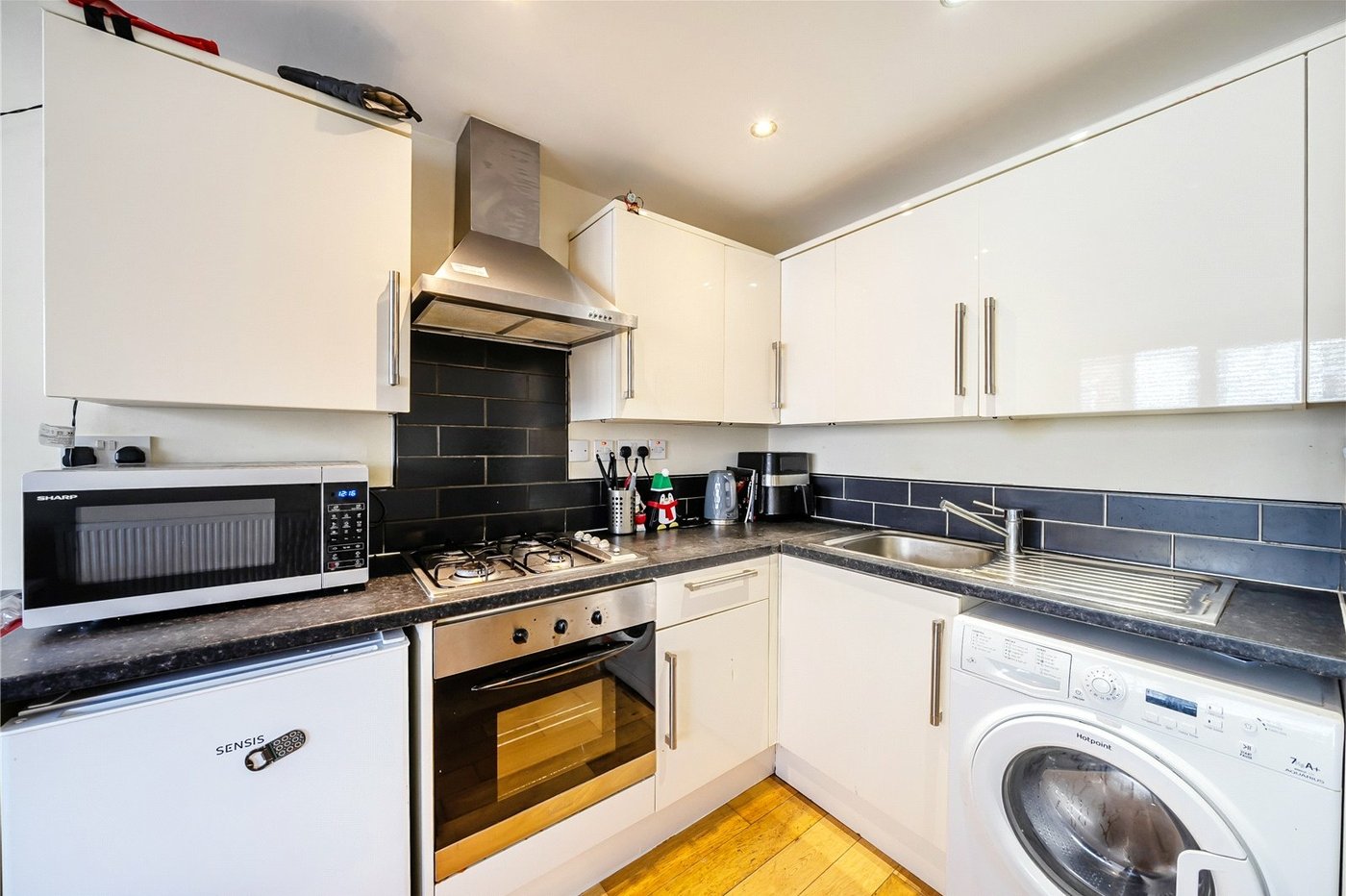 2 bedroom property for sale in Sydenham | Robinson Jackson