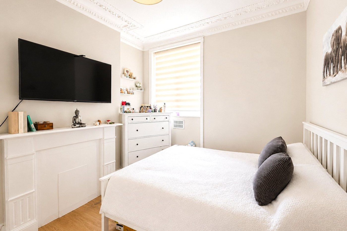 4 bedroom house for sale in London | Robinson Jackson
