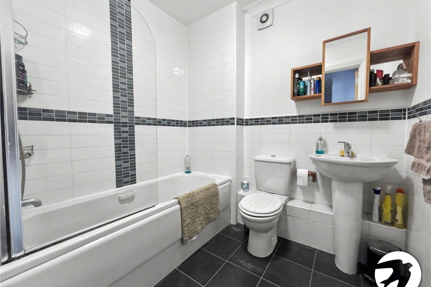 2 bedroom property for sale in Sidcup | Robinson Jackson