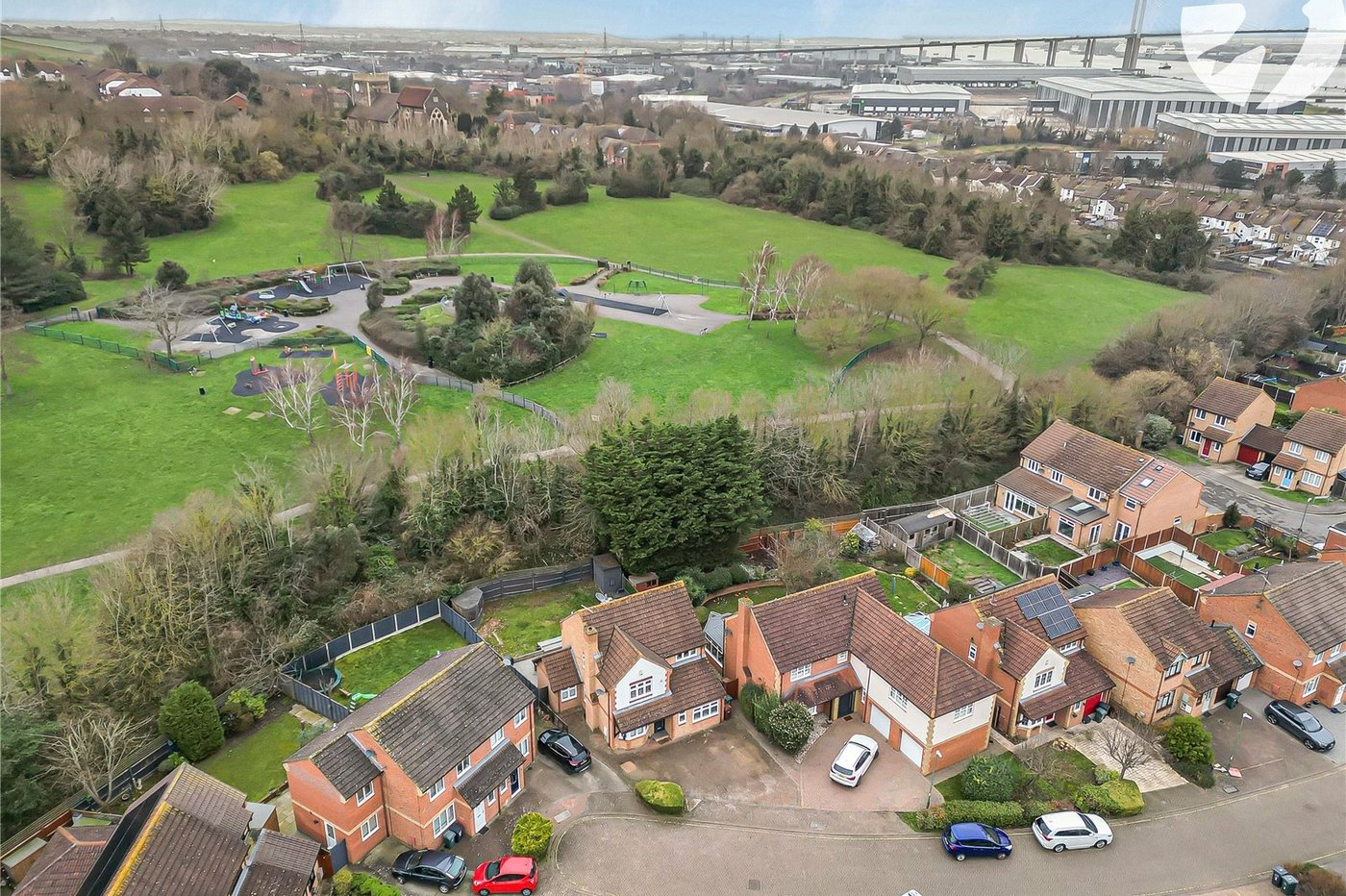 5 bedroom house for sale in Greenhithe | Robinson Jackson