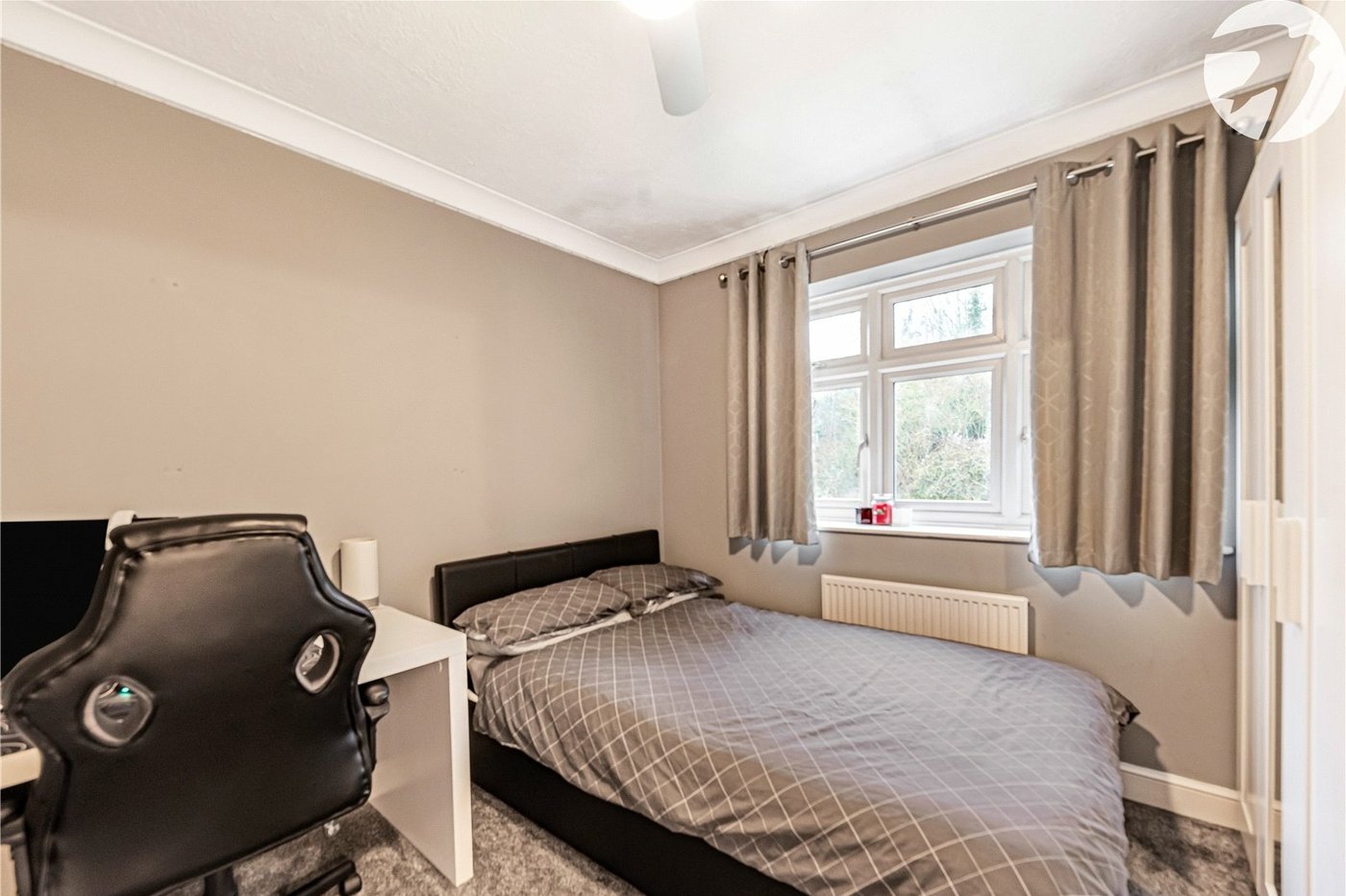 5 bedroom house for sale in Greenhithe | Robinson Jackson