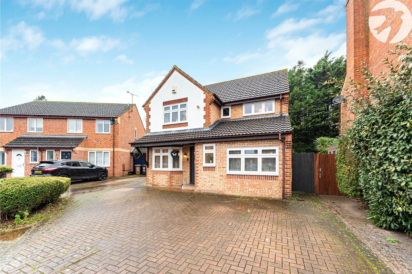 5 bedroom house for sale in Greenhithe | Robinson Jackson