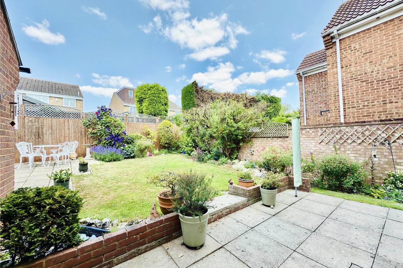 4 bedroom house for sale in Hextable | Robinson Jackson