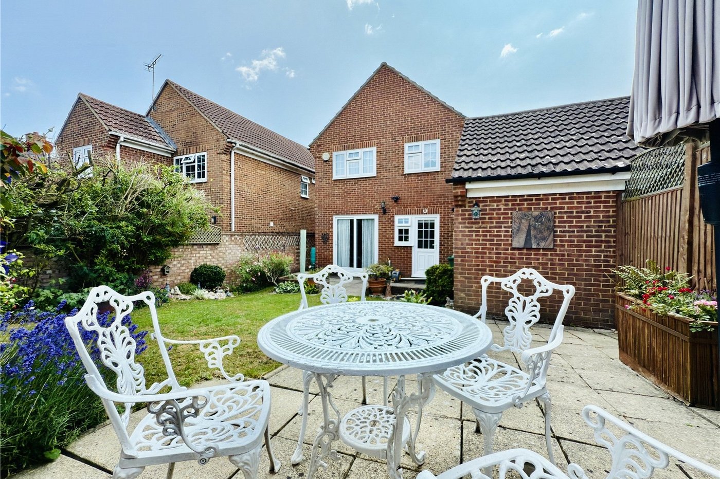 4 bedroom house for sale in Hextable | Robinson Jackson